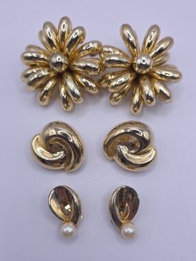 Vintage Gold-Tone Clip-On Earring Set Lot